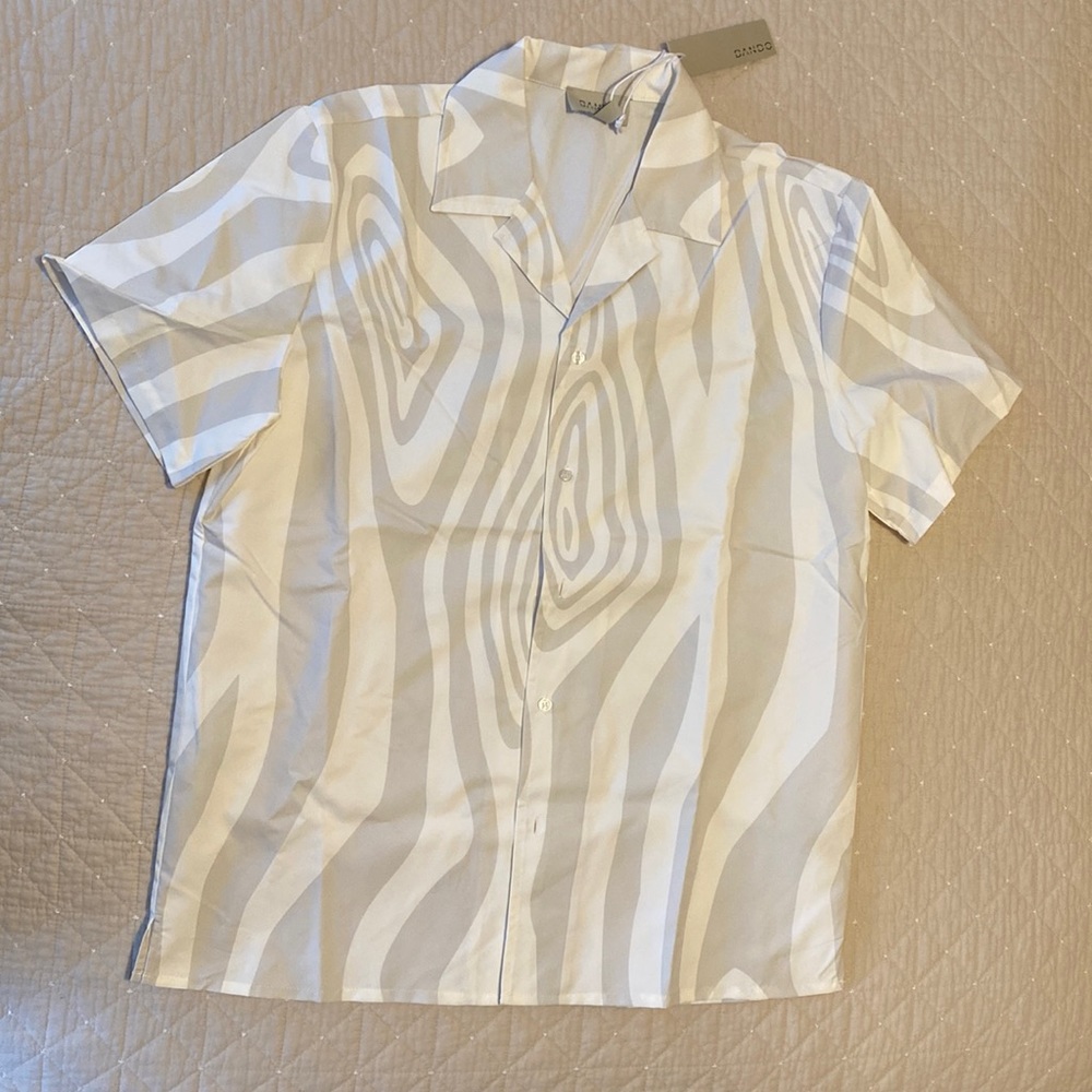New  short sleeves shirt white